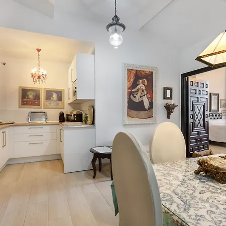 Apartment Exclusivo En Palacio